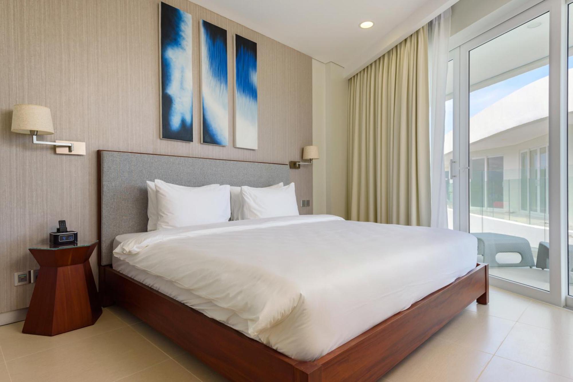 Hotel Aqua Boracay Balabag  Exterior foto A bedroom at the hotel